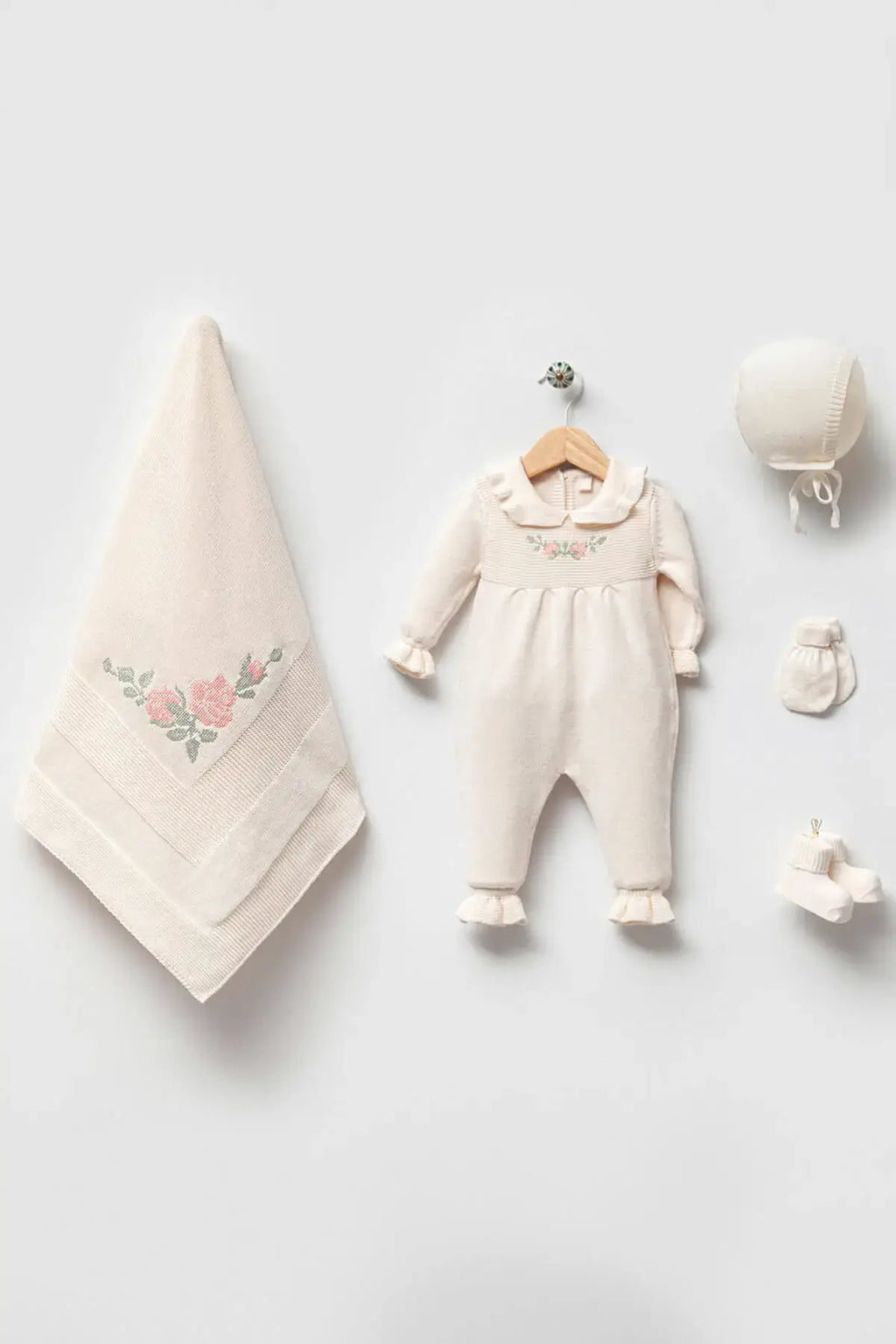 Alicia Cream Newborn Knitwear Coming Home Set (5 pcs)